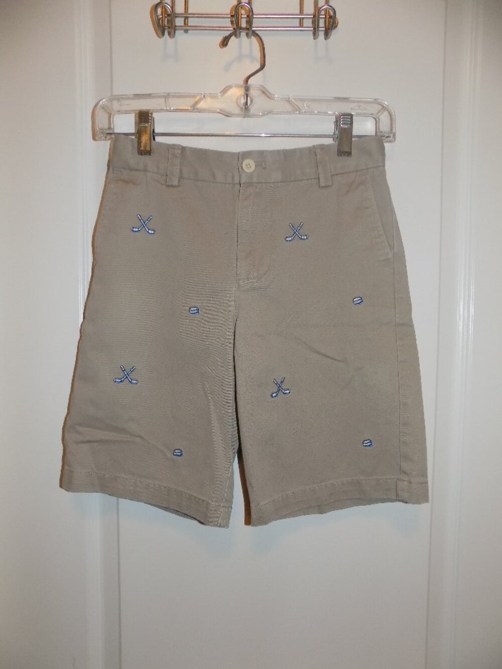 Boys VINEYARD VINES Embroidered Hockey Shorts Sz 10 Khaki Adjustable